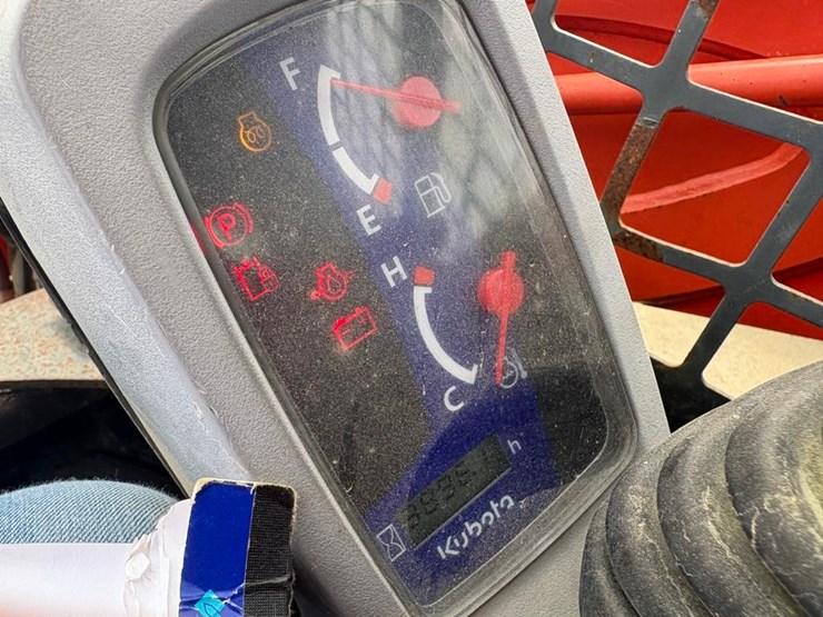 kubota-svl75-2-image-20