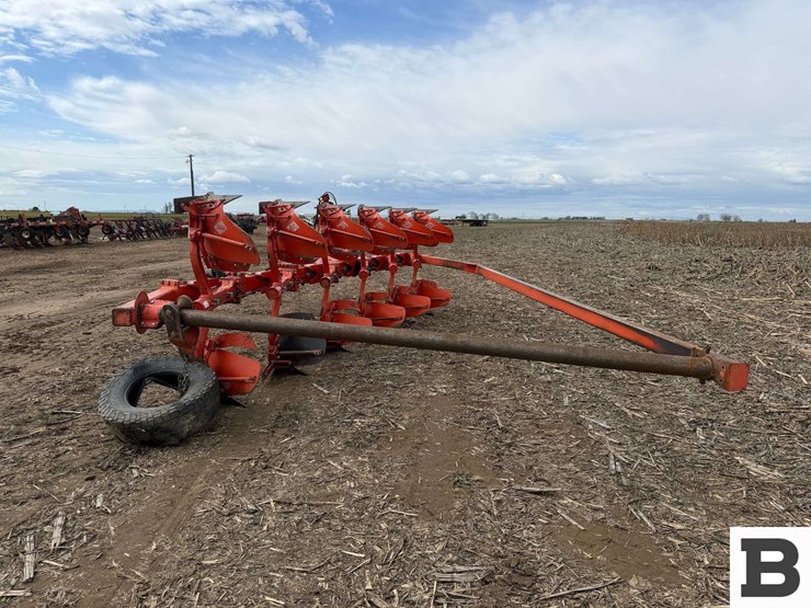 kuhn-multi-master-100dl-6-bottom-plow-image-4
