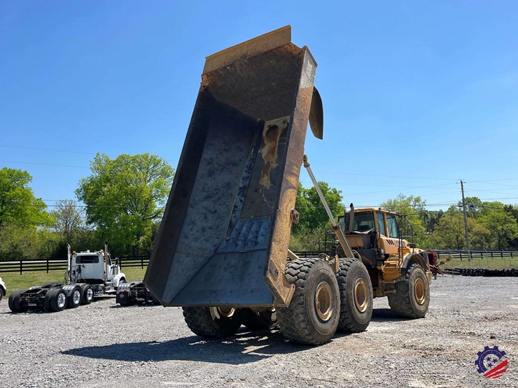 2010-volvo-a40e-image-64