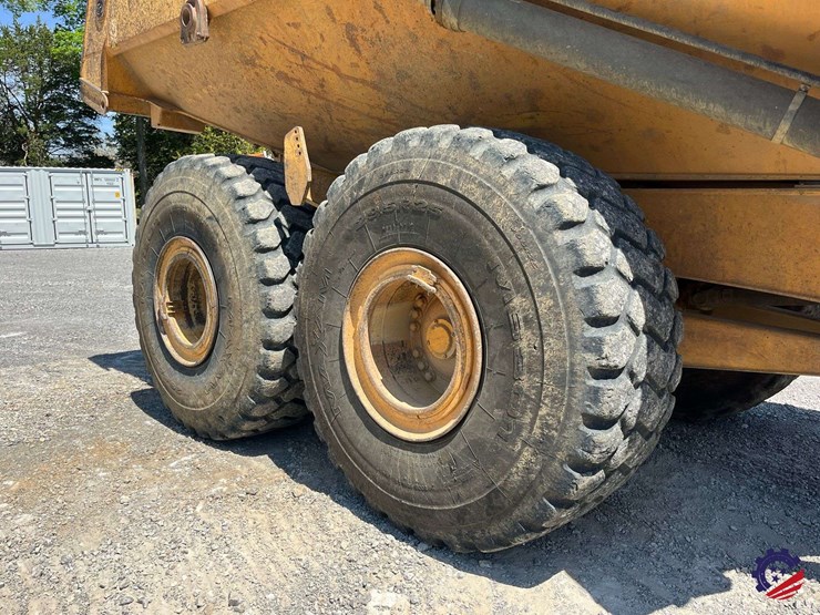 2010-volvo-a40e-image-11