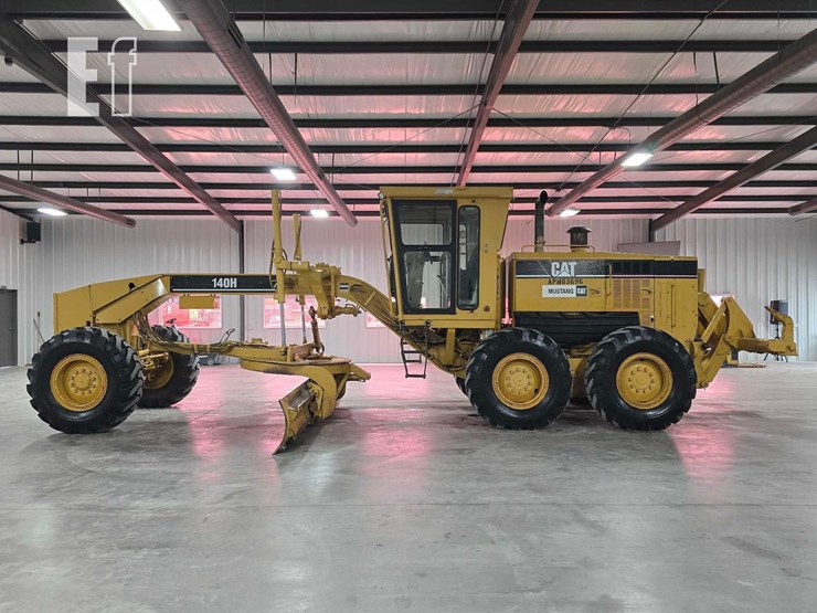 2007-caterpillar-140h-image-6