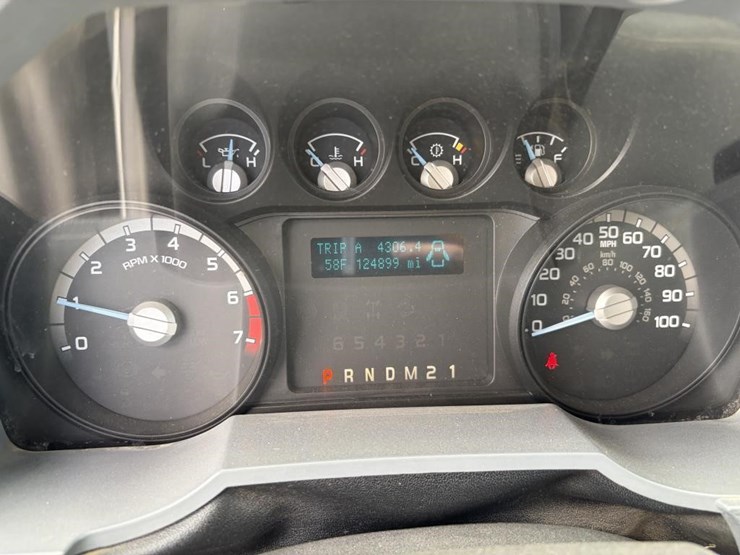 2011-ford-f250-image-15