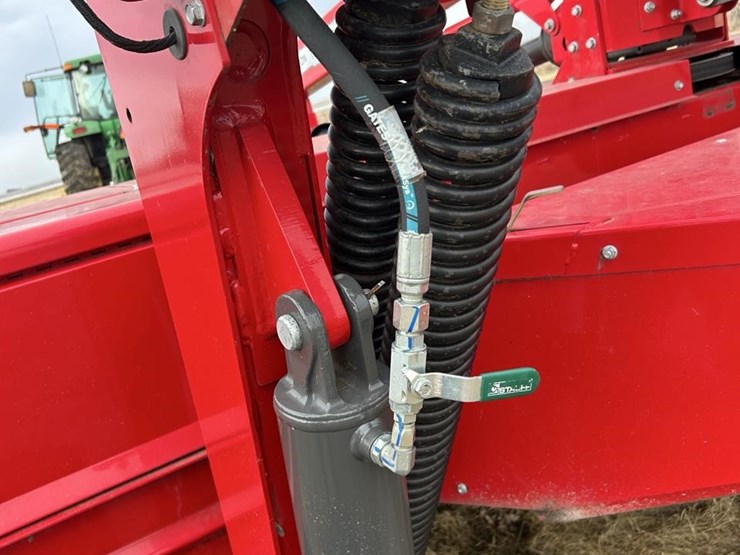 2023-massey-ferguson-1316s-image-42