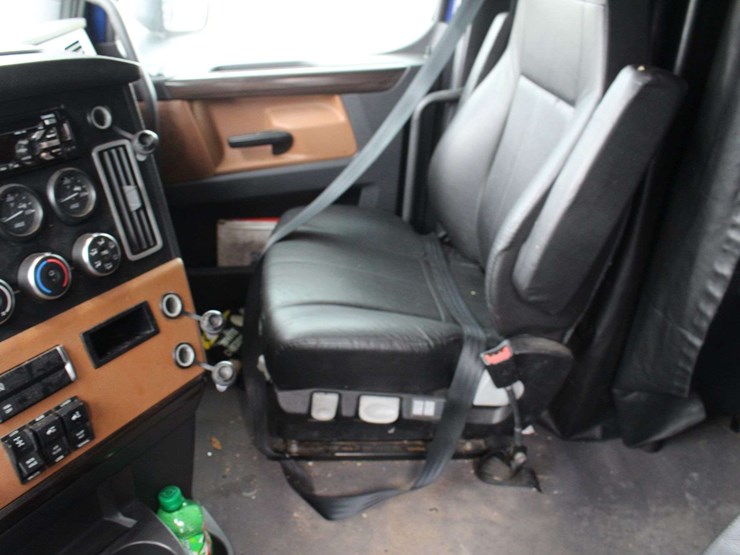 2019-freightliner-cascadia-pt126sl-3akjhhdr0kskl2228-mileage:-688348-image-28