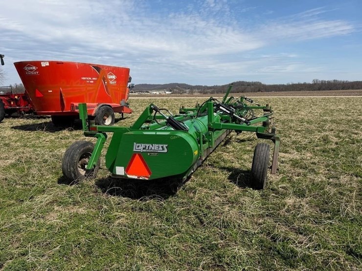 loftness-30’-stalk-chopper-image-9