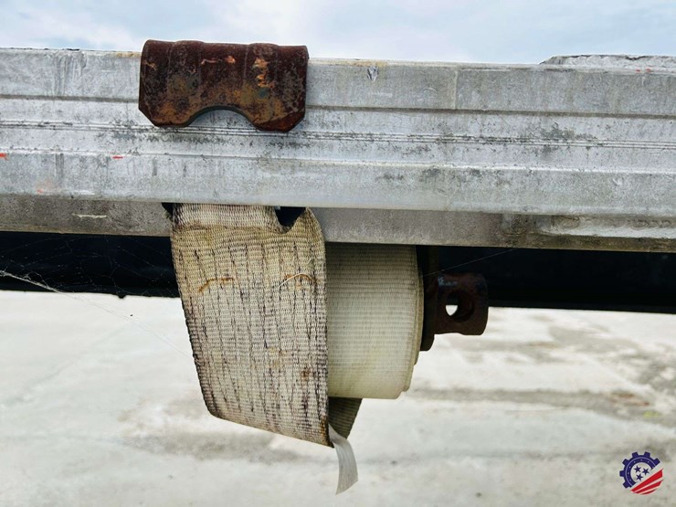 utility-flatbed-image-13