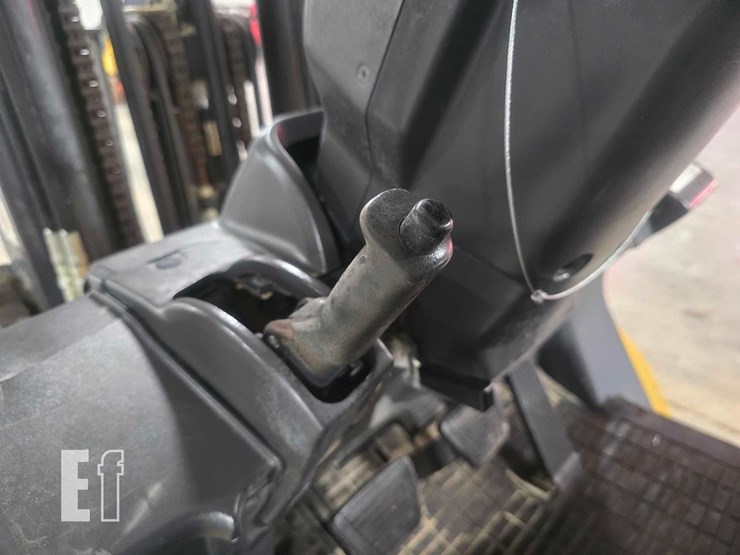 2019-caterpillar-gp25n-image-16