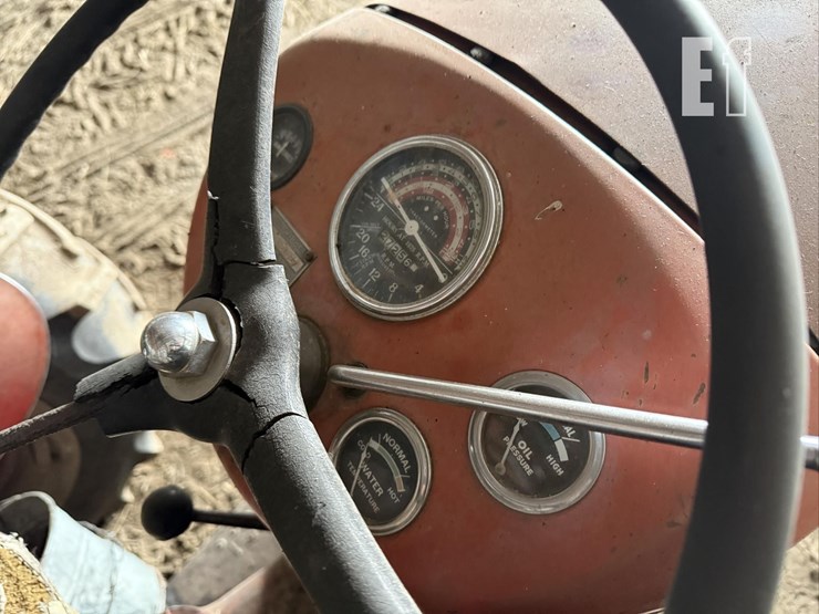 massey-ferguson-50-image-11