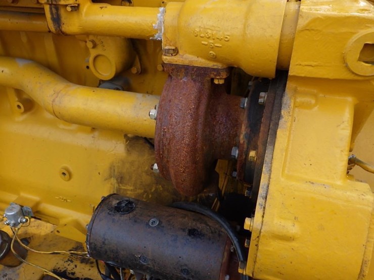 caterpillar-d343-image-15