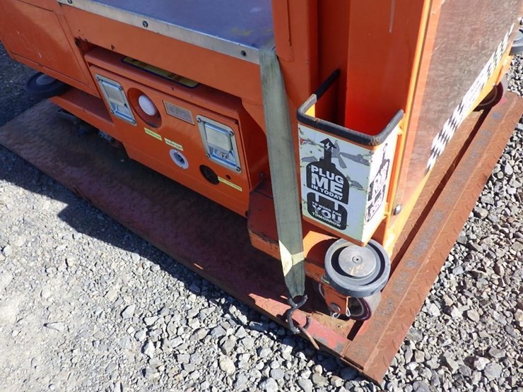 2015-ballymore-ps-140h-man-lift-image-11