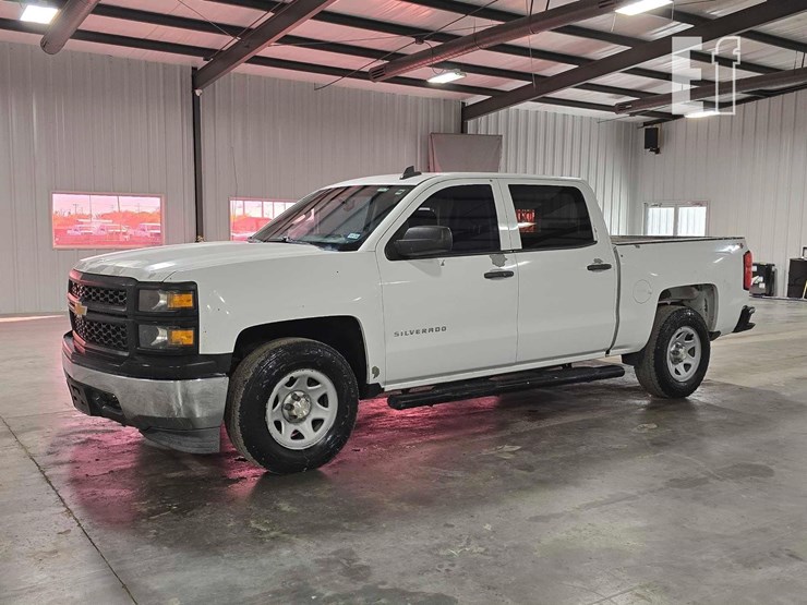 2015-chevrolet-silverado-1500-image-1