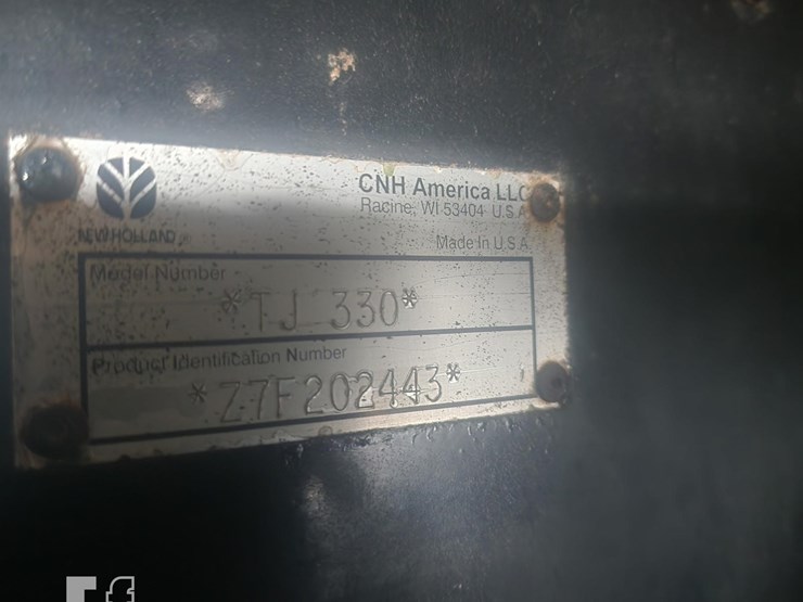 new-holland-tj330-image-10