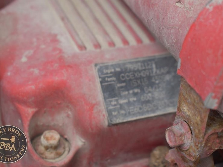 2013-kenworth-t660-image-28