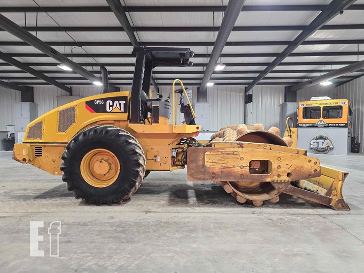 2012-caterpillar-cp56-image-6