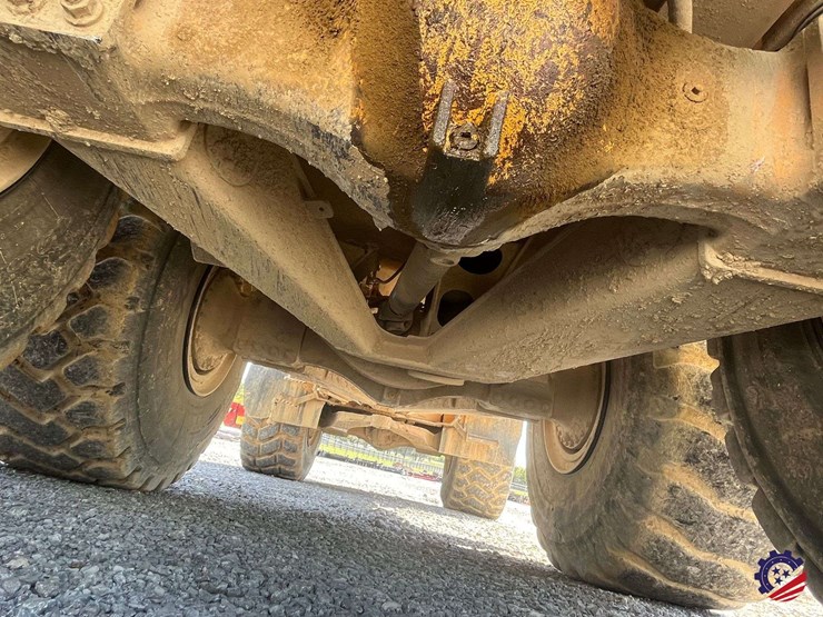 2012-volvo-a40f-image-38