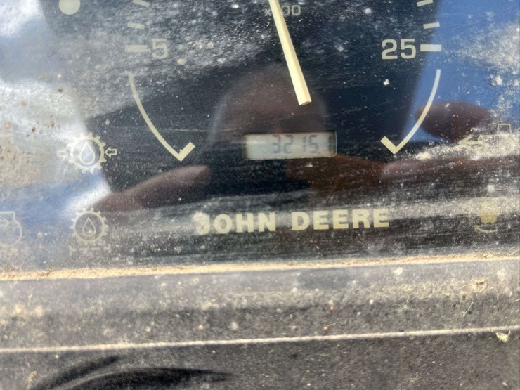 john-deere-6405-image-22