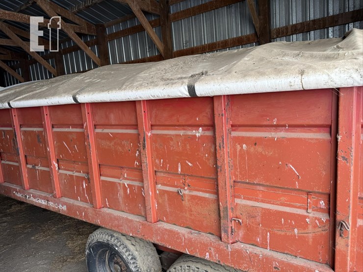 massey-14ft-gooseneck-grain-box-trailer-image-6
