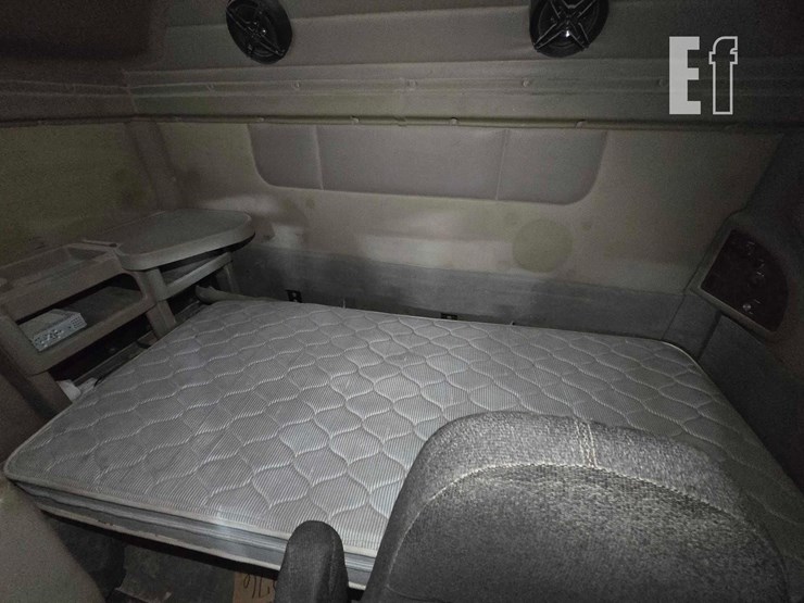 2013-international-paystar-5900-image-19