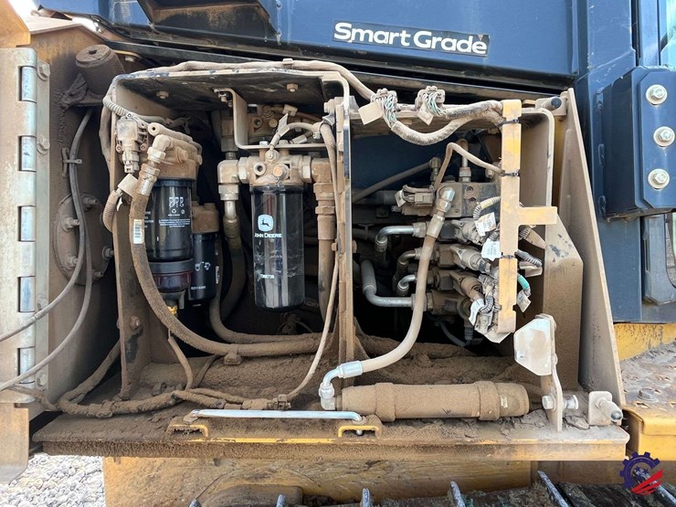 2018-deere-700k-xlt-image-48