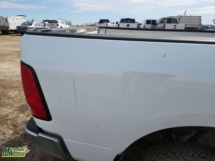 2013-dodge-2500-image-40