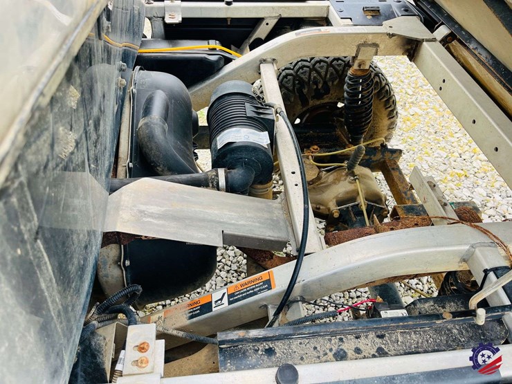 club-car-xrt-1550-image-32