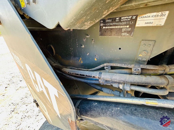 2018-caterpillar-299d2-image-40