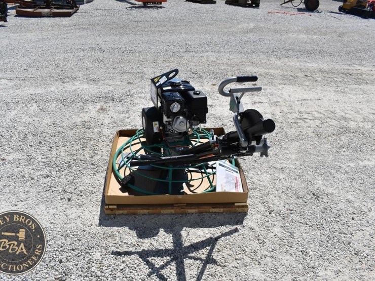 whiteman-36-inch-walk-behind-trowel-42831-image-6