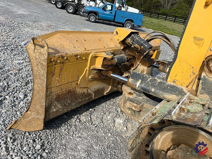 2018-deere-700k-xlt-image-28