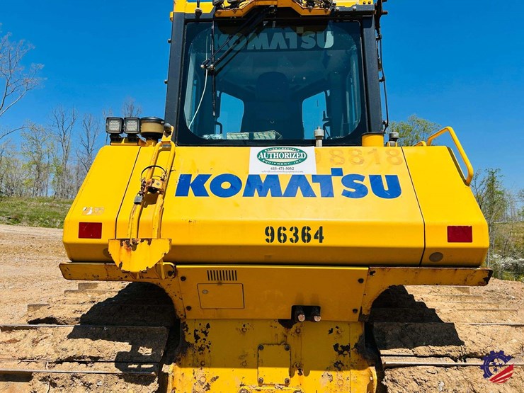 2023-komatsu-d65px-18-image-15