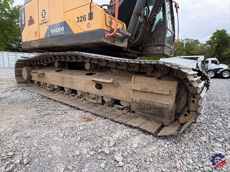 2017-volvo-ec300el-image-15