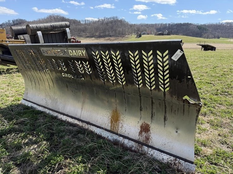 2017-grouser-ag240-image-2