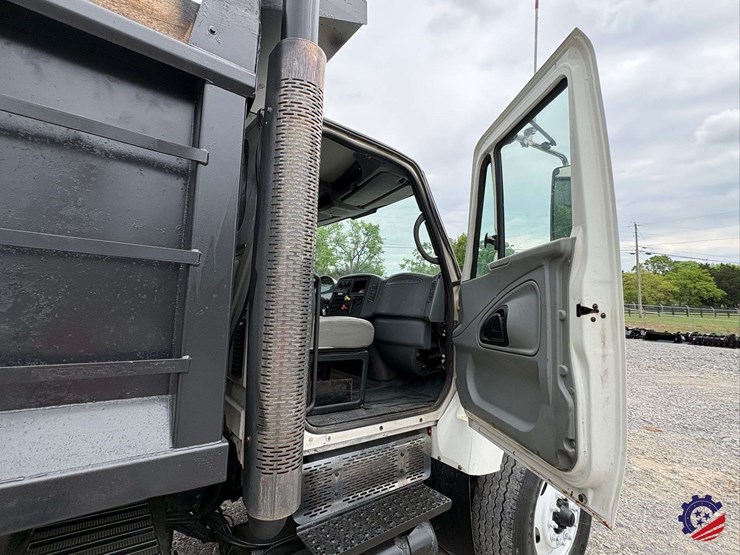 2007-international-sf525-t/a-dump-truck-image-57