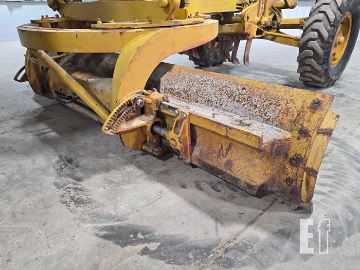 caterpillar-14e-image-11