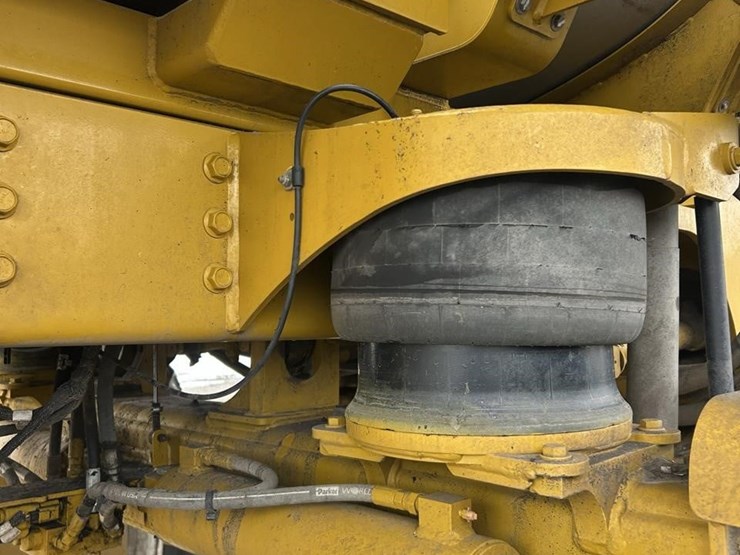 2009-ag-chem-rogator-ss1084-image-34