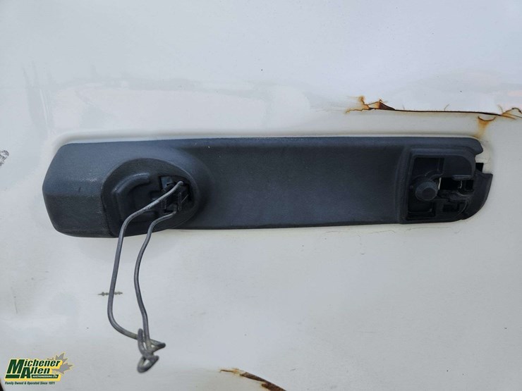 2013-dodge-2500-image-34