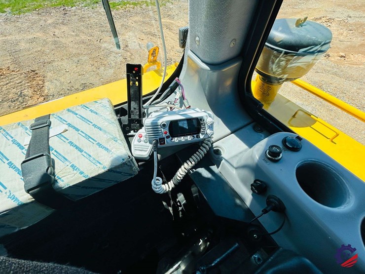 2023-komatsu-d65px-18-image-61