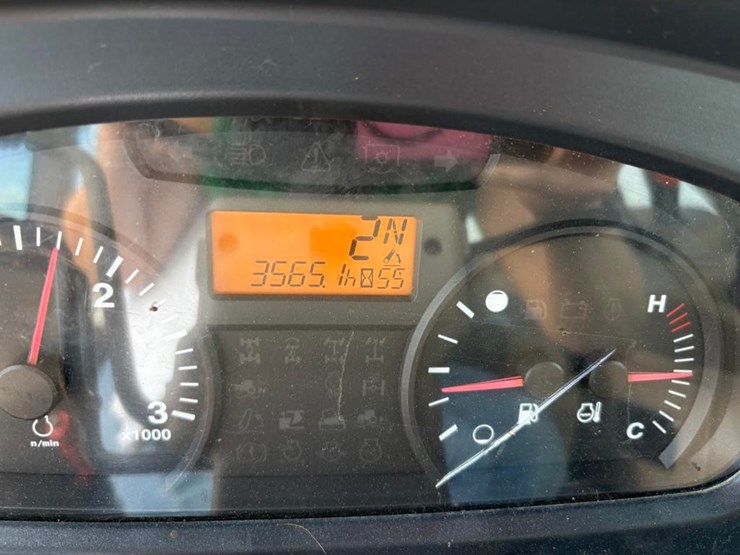 kubota-m126x-image-28