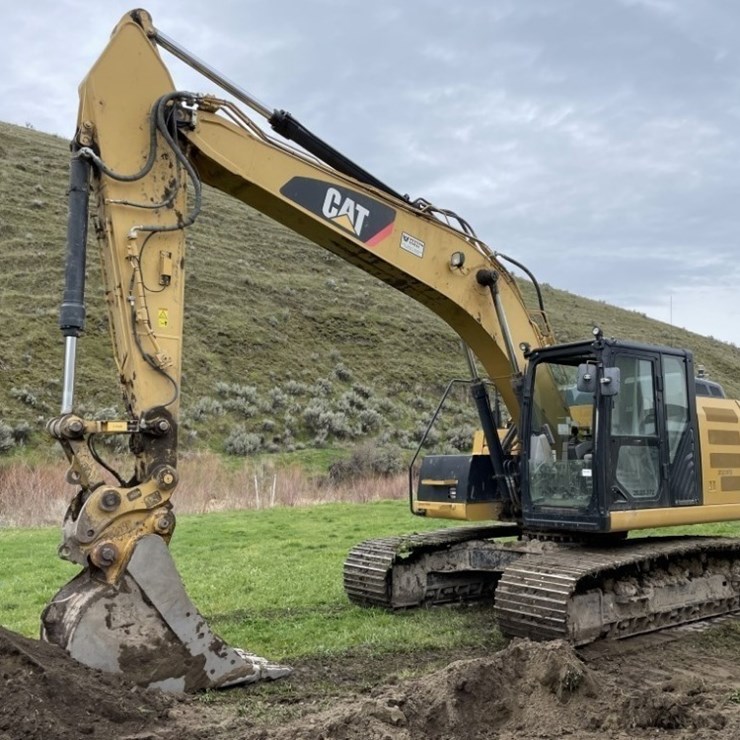 2013 CATERPILLAR 320E