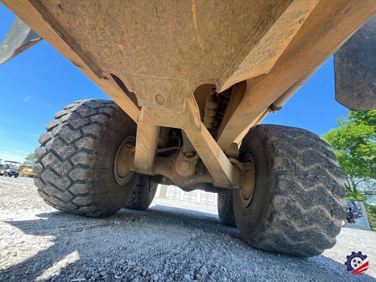 2010-volvo-a40e-image-28