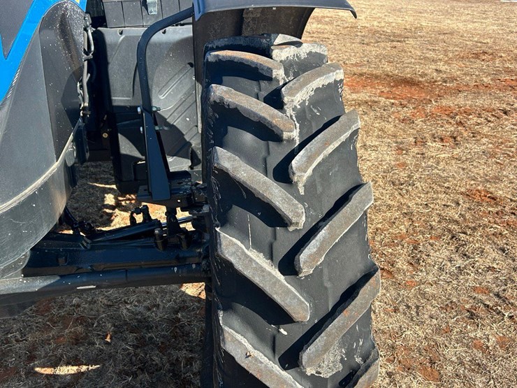 2022-new-holland-ts6.140-image-14