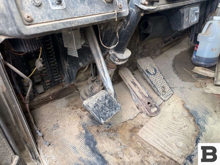 1984-kenworth-w900-image-46