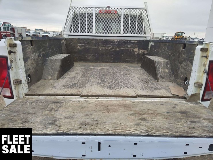 2017-dodge-2500-image-15