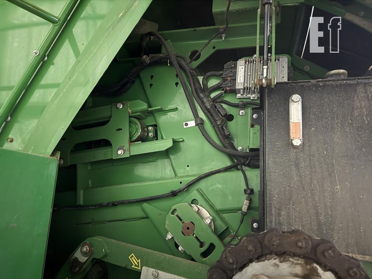 john-deere-l341-image-10