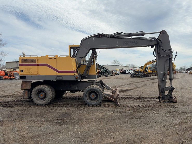 1994-akerman-ew200-image-6