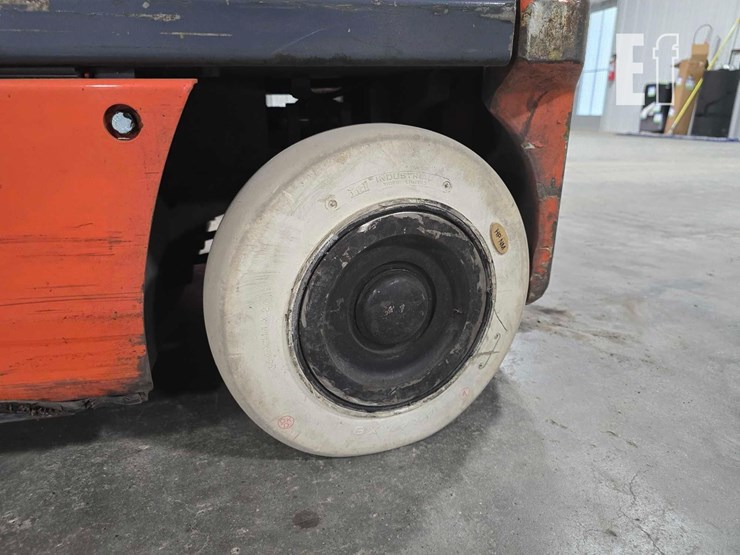 toyota-8fbc18u-image-21