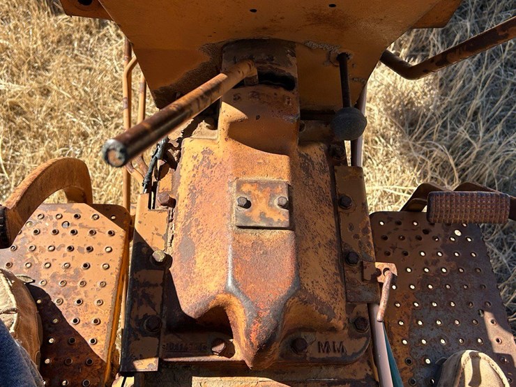 minneapolis-moline-m602-image-28