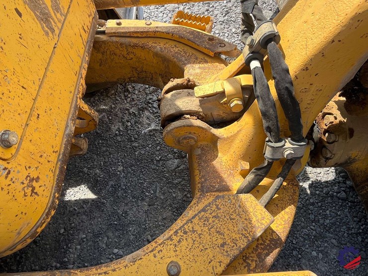 2018-komatsu-d51exi-24-image-50