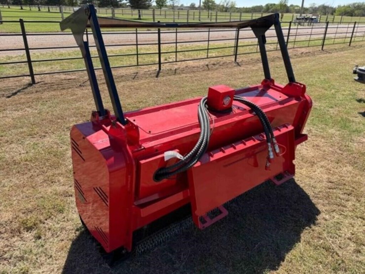 future-skid-steer-mulchure-image-5