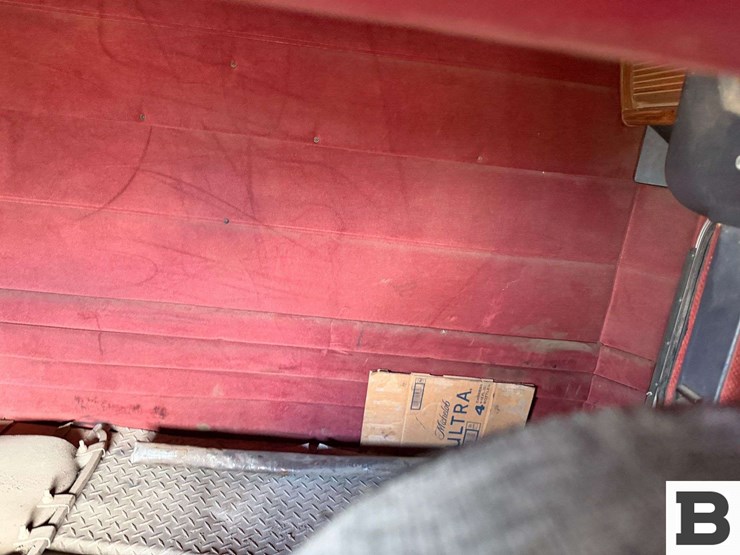 1995-peterbilt-378-image-46