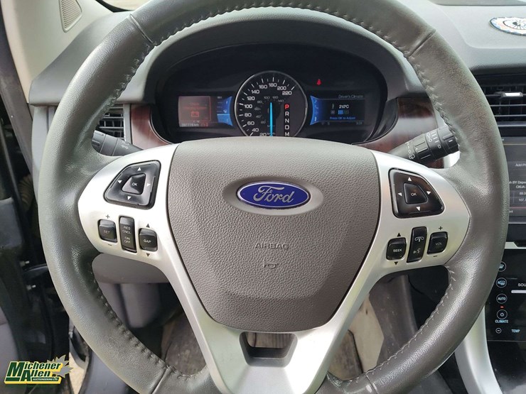 2011-ford-edge-image-18